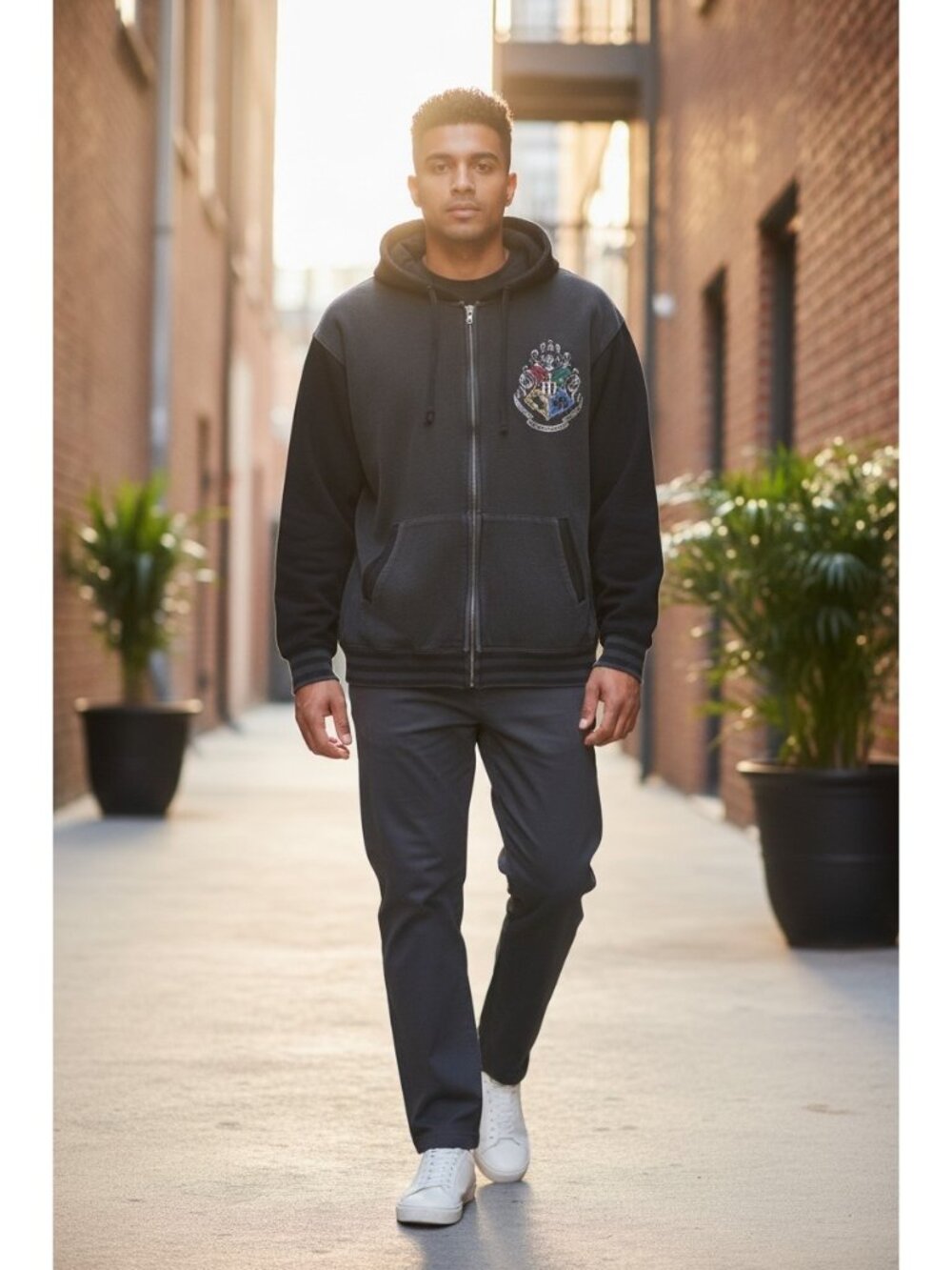 The Wizarding World Of Harry Potter Hogwarts Zip Up Hoodie Gray Size XL Casual